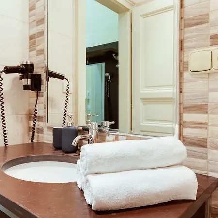 Appartement Halkova 5