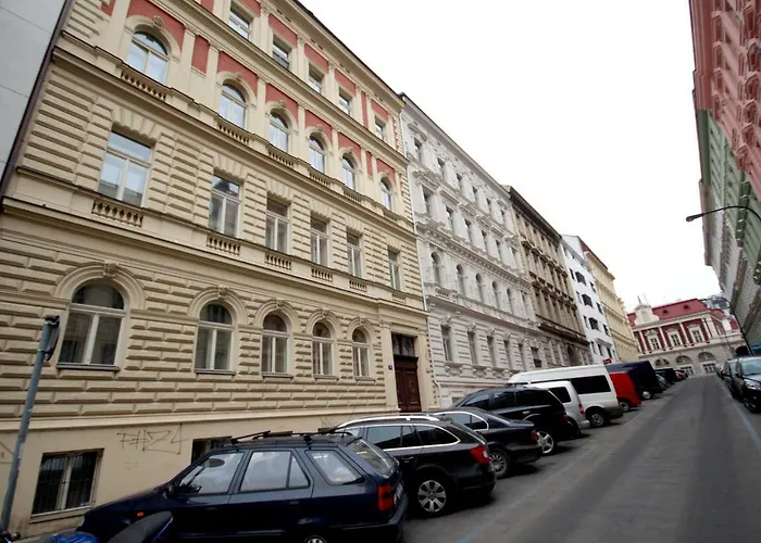 Lejlighed Halkova 5 *