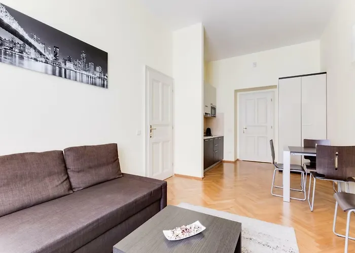 Lejlighed Halkova 5 *