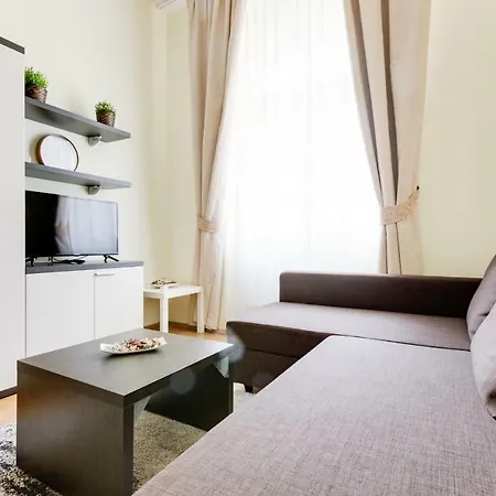Hálkova 5 Appartamento